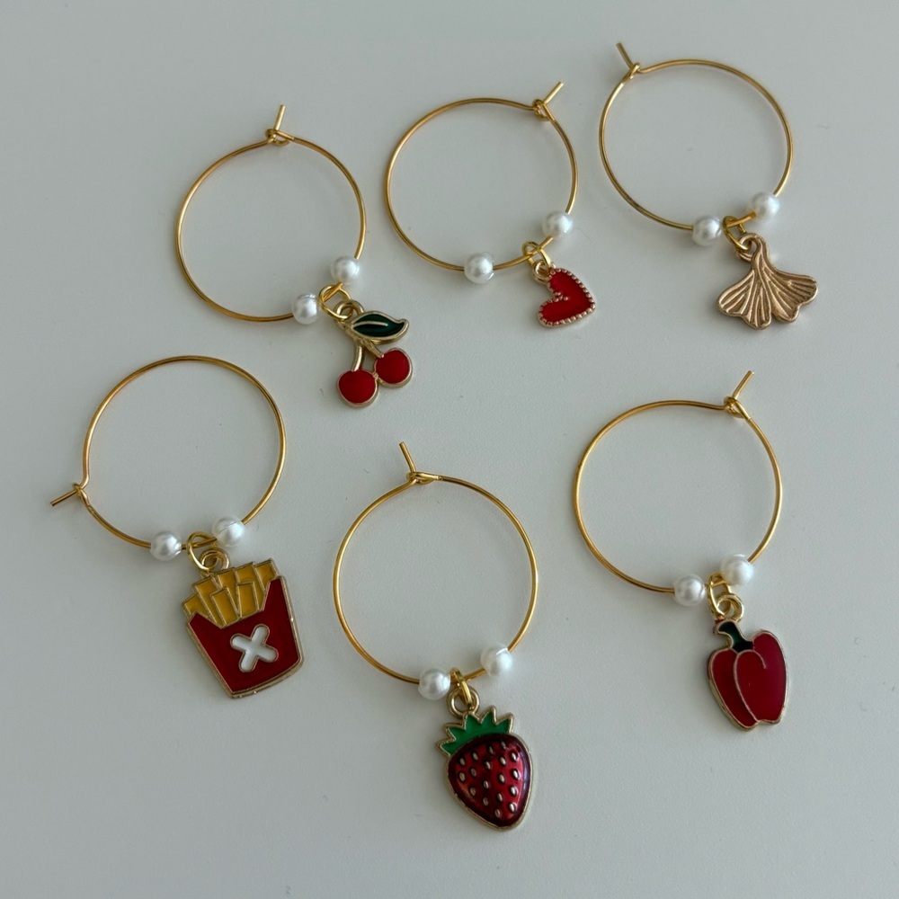 Set of 6 Wine Glass Charms Markers - Picture 4 of 4